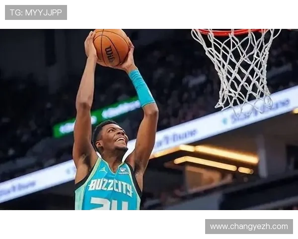 布兰登米勒闪耀赛场23分钟内高效砍下15分5助攻正负值高达16